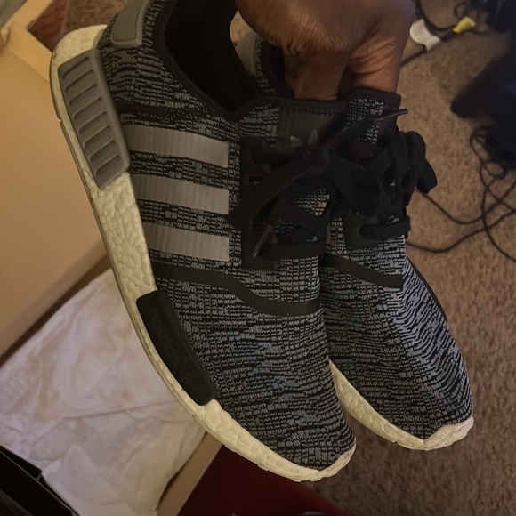 NMD R1 adidas - Picture 2 of 7